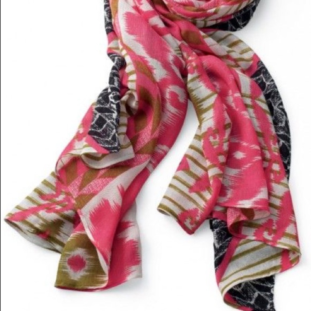 Stella & Dot Geo Ikat Scarf